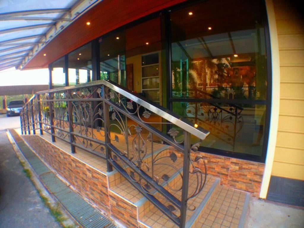 Seksub Place Ban Han Tra Fang Nua Exterior foto